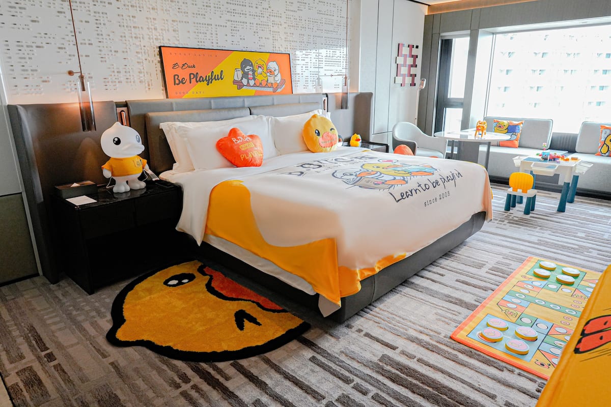 Room, 1 King Bed (Kids Theme)