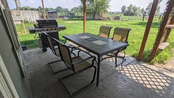 Buiten dineren
