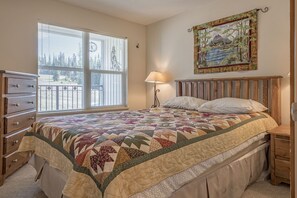 2 bedrooms, free WiFi, bed sheets, wheelchair access