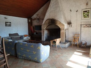 TV, fireplace, DVD player, foosball