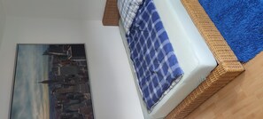 1 quarto, Wi-Fi de cortesia, roupa de cama