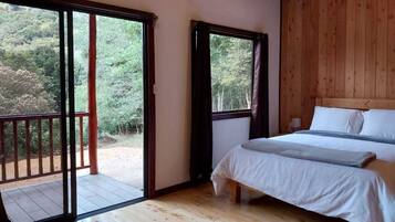 Stuga Deluxe | 1 sovrum, sängtillbehör av högsta kvalitet, duntäcken och skrivbord