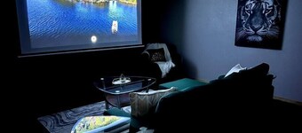 The Hummingbird: Lux 1Bed 1Bath Hideaway  Sleeps 4