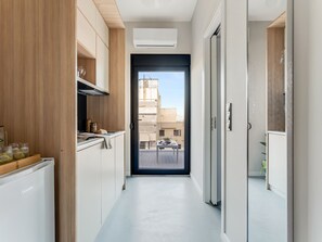 Studio, Terrace, City View | Living area