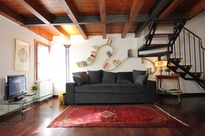 TV - Frari Prestige Canal View (Historical Center) (Venecia)