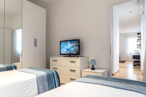 2 habitaciones, tabla de planchar con plancha y wifi gratis