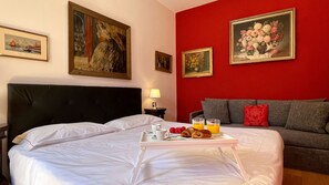 4 habitaciones, tabla de planchar con plancha y wifi gratis 