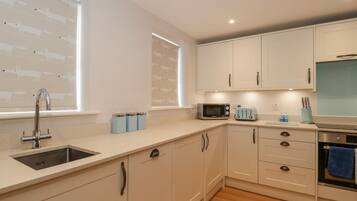 Fridge, dishwasher, electric kettle, toaster