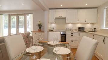 Fridge, dishwasher, electric kettle, toaster