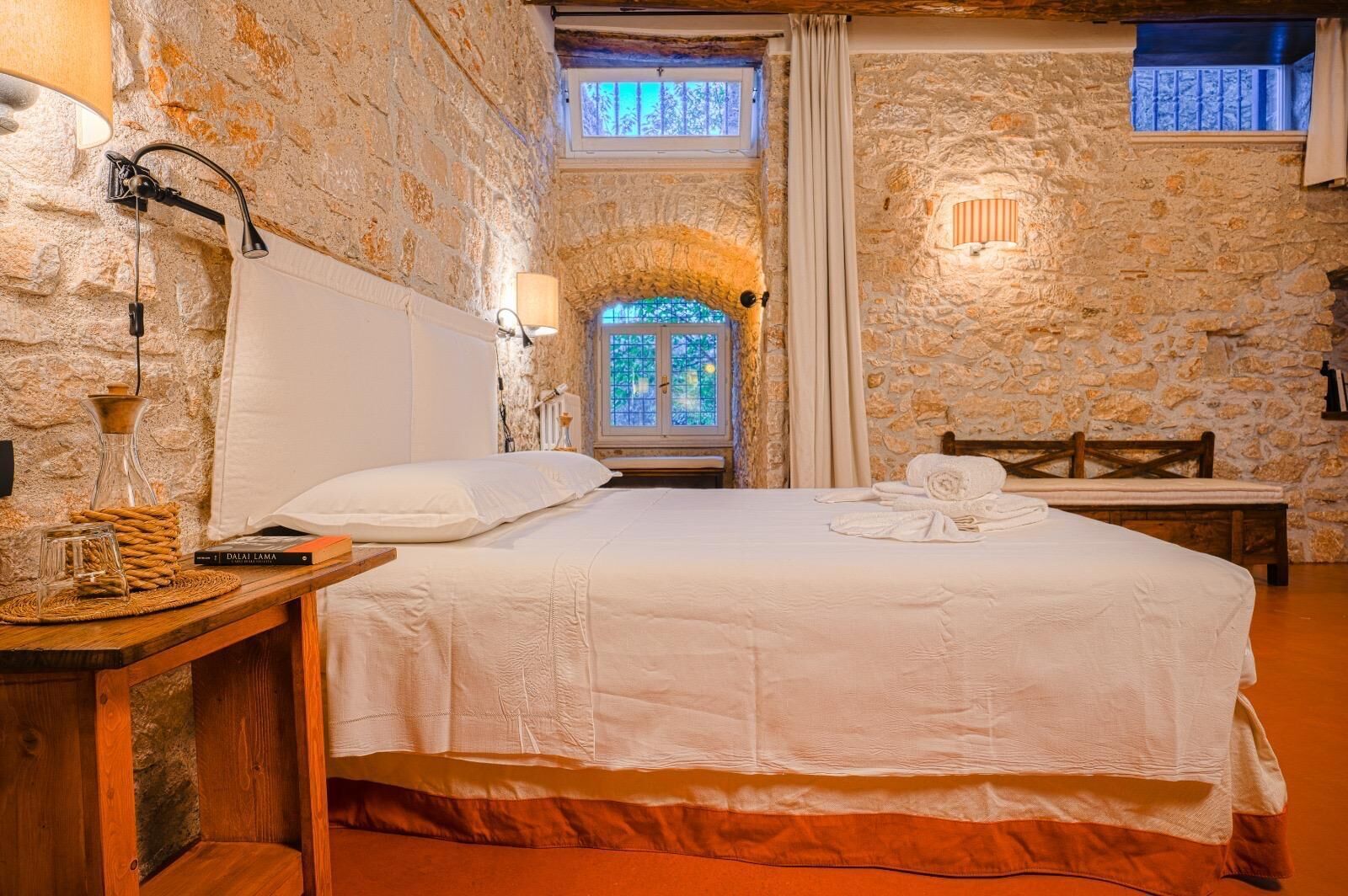 2 chambres, bureau, Wi-Fi gratuit, draps fournis