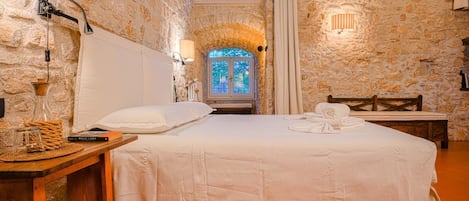 2 Schlafzimmer, Schreibtisch, kostenloses WLAN, Bettwäsche