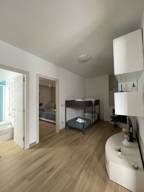 2 Schlafzimmer, Bügeleisen/Bügelbrett, WLAN, Bettwäsche