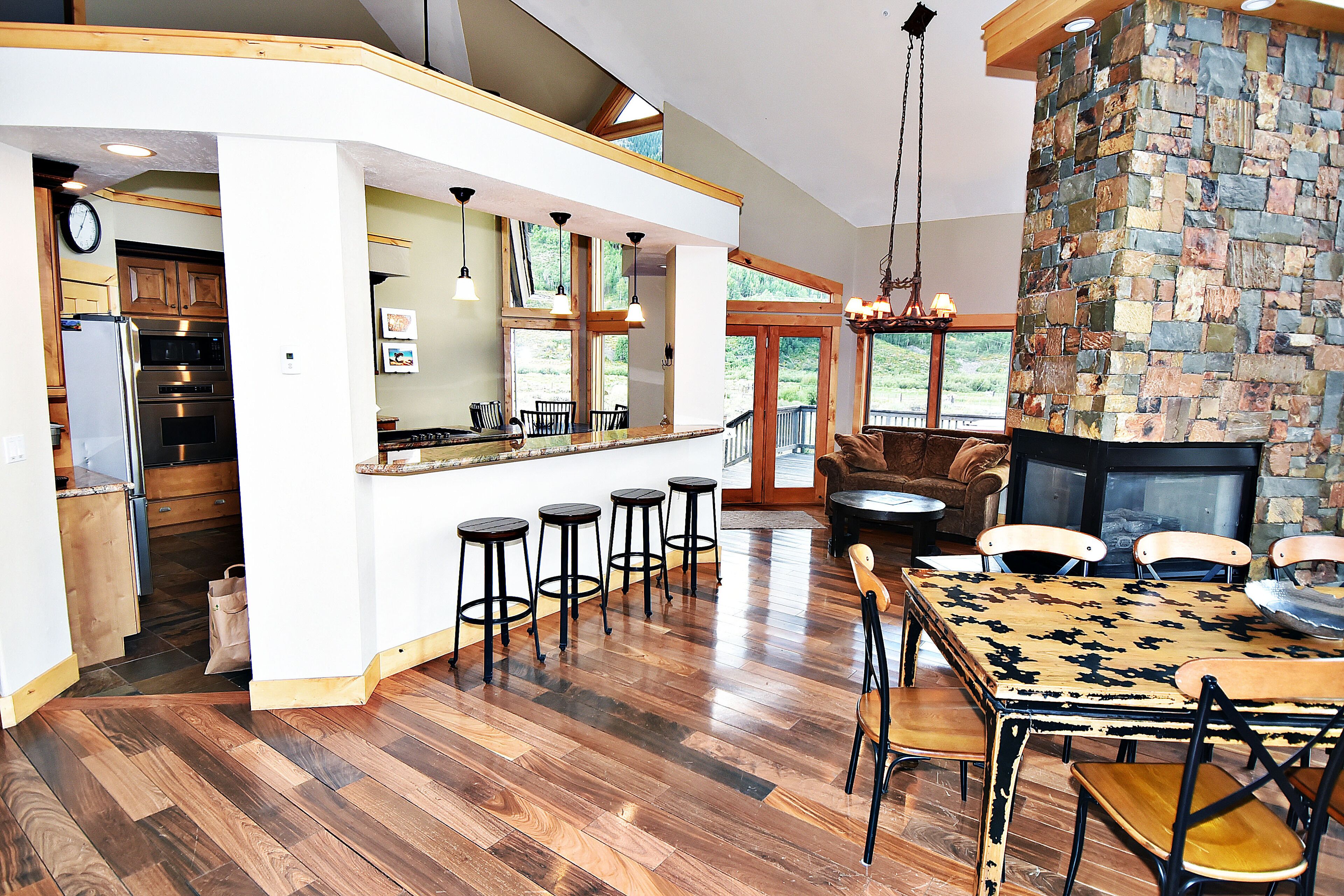 Luxury House, Multiple Bedrooms, Kitchenette, Mountainside | Private kitchen | Full-size fridge, microwave, oven, dishwasher