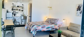 Retro Chic Bryce Canyon (KITCHENETTE/DOG FRIENDLY)