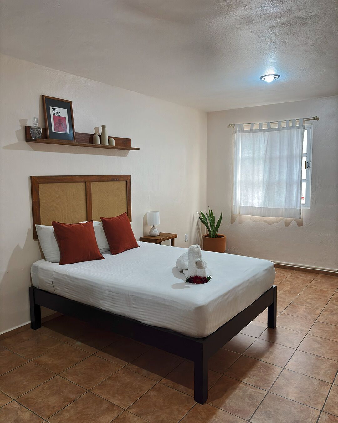 Deluxe Double Room | Minibar, desk, iron/ironing board, free WiFi