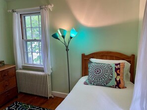 3 soverom, skrivebord, strykejern/-brett og wi-fi