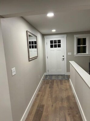 Interior - Bright and Peaceful 6 Bedroom Home on Sebago Lake (Windham)