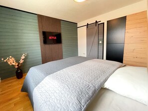 3 Schlafzimmer, Schreibtisch, Reisekinderbett, kostenloses WLAN