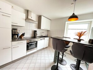 Fridge, microwave, oven, stovetop - Hirschtraum im Zentrum von Braunlage (Braunlage)