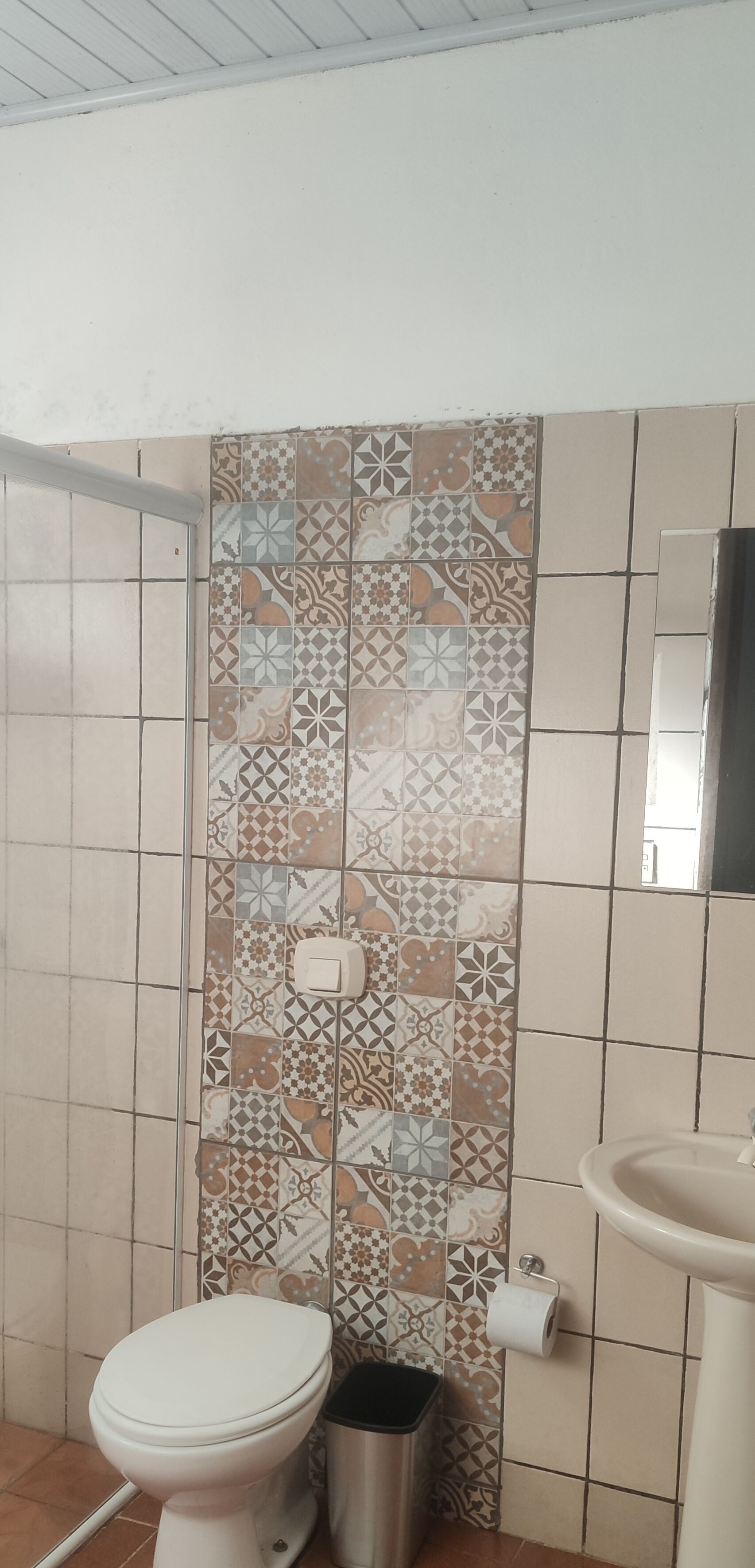 Family Quadruple Room | Bathroom | Shower, towels