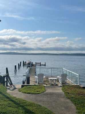 Outdoor dining - Charming Cottage - Northeast River / Chesapeake Bay (Perryville)