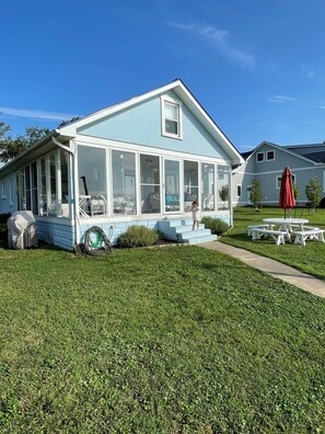 Exterior - Charming Cottage - Northeast River / Chesapeake Bay (Perryville)