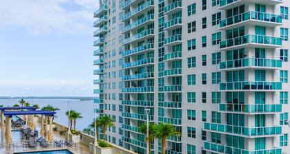 City Views Condo on 31st F at Brickell