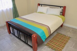 1 dormitorio y ropa de cama