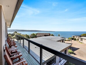 Property grounds - Eagle Heights 3 Bedroom Balcony Unit (Eden)