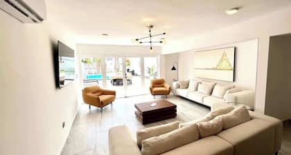 King Royal Villa - Luxury 6 Rooms