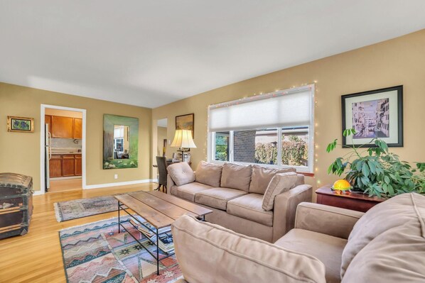 Smart TV, books, offices, printers