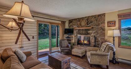 Pioneer - Cozy riverside retreat in the mountains