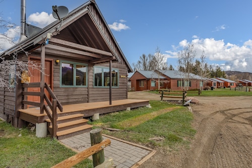 Honey Bear - Mountain cabin with gorgeous scenery