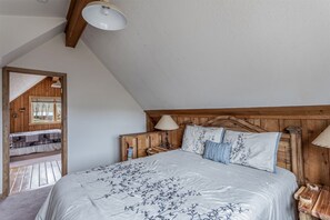 4 bedrooms, free WiFi, bed sheets