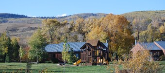 Rustic cabin offers open space and unobstructed mountain views