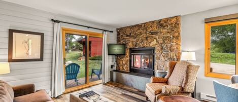 Smart TV, fireplace