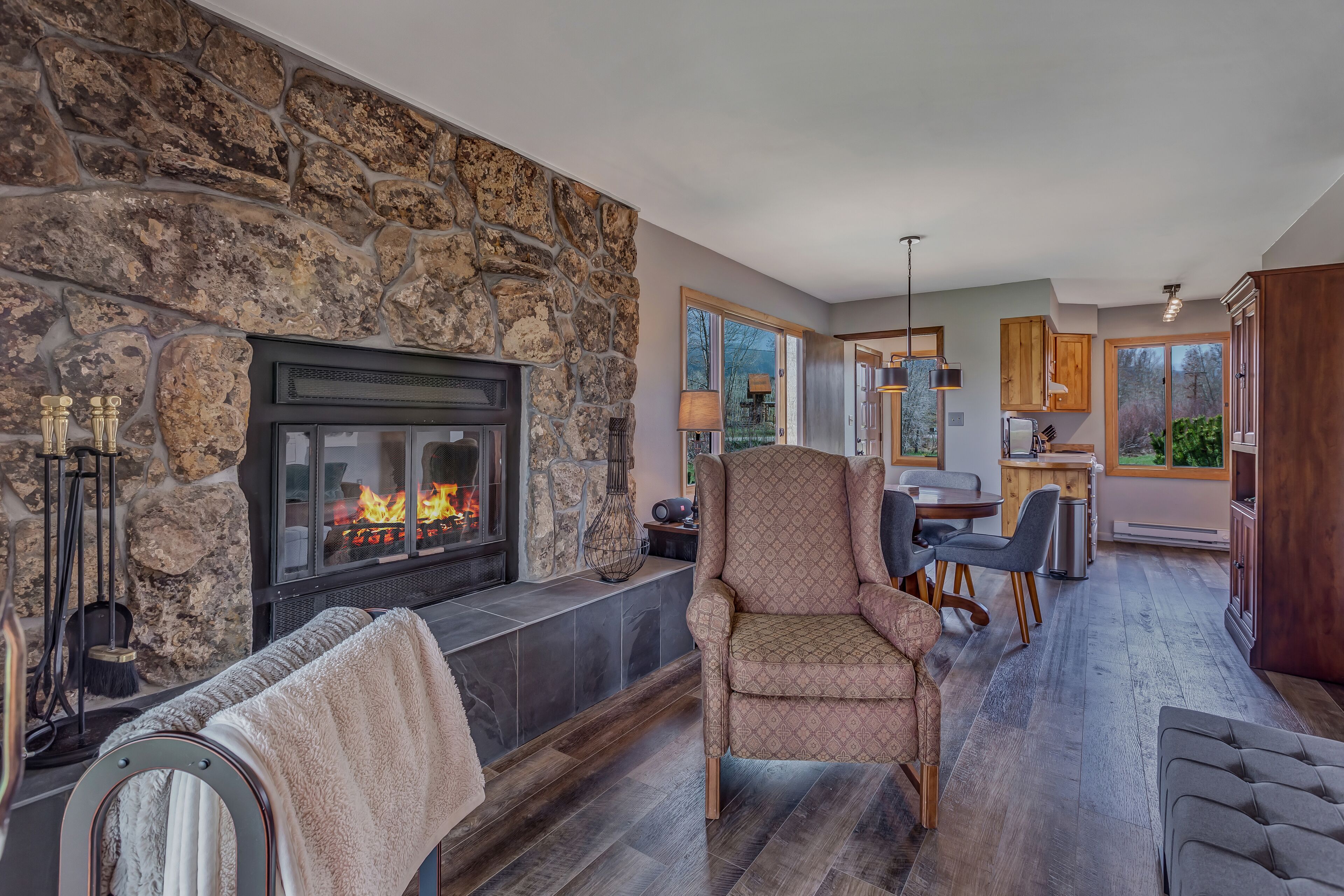 المنشأة من الداخل