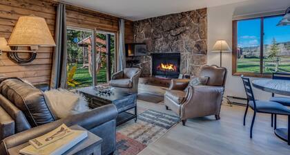 Chickadee - Mountain modern cabin on the Elk River