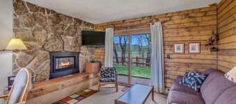 Wood Duck - Quiet retreat tucked away on the river