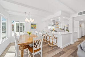 Dining - Newly remodeled, this large Tudor-style home near Ruby Beach (Balboa Island)