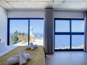 Vila | 2 quartos, escrivaninha