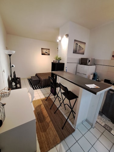 Studio for rent Bayonne city center