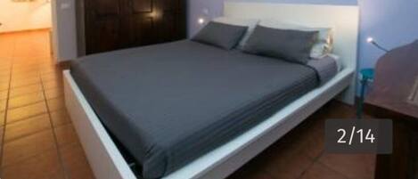 1 chambre, Wi-Fi gratuit, draps fournis