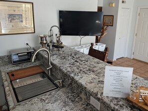 Interior - Peaceful Sunny 2Bed/2Bath Condo,Ski Out/Ski In Parking, Pets, Adjacent Hiking. (Mountain Village)