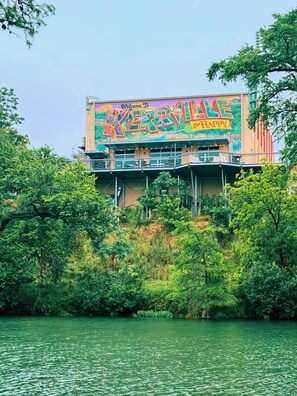 Exterior - River View Deluxe King Cabin near Downtown #17 (Kerrville)