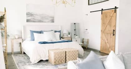 Calm Modern Country Cottage - The Eden @ West Mill