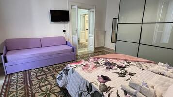 1 bedroom, free WiFi, bed sheets