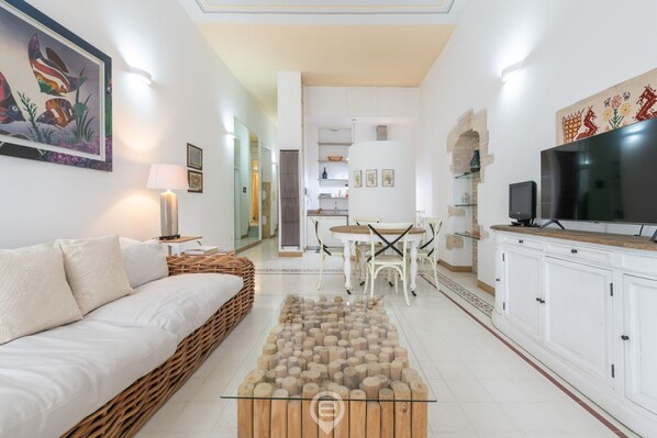 TV - Piazza Yenne Bliss (Cagliari)