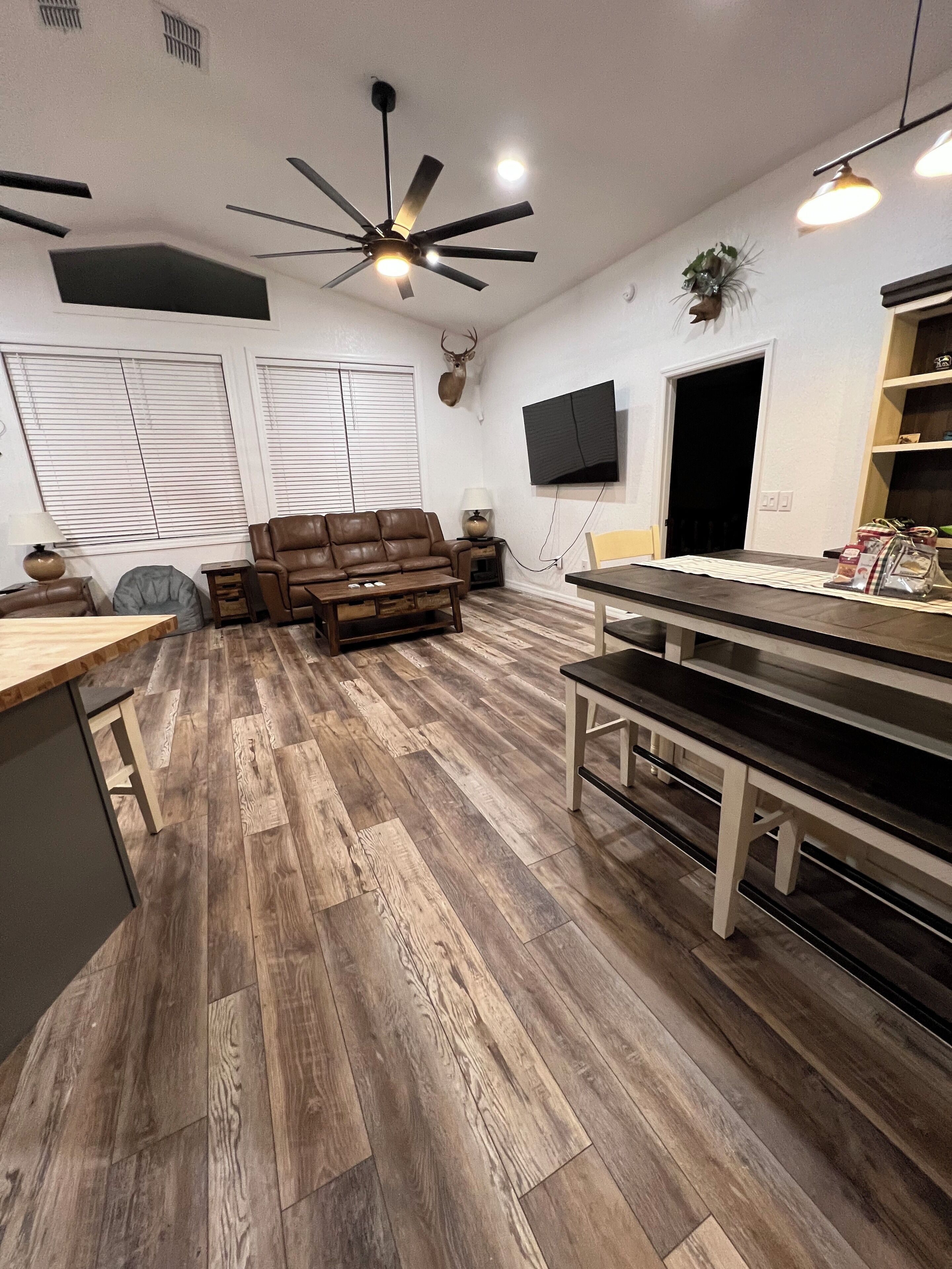 المنشأة من الداخل