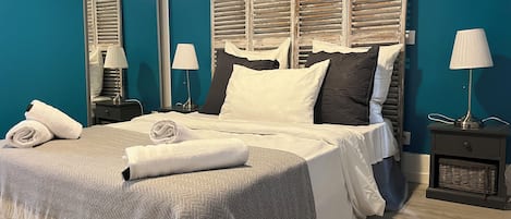2 slaapkamers, een strijkplank/strijkijzer, wifi, beddengoed